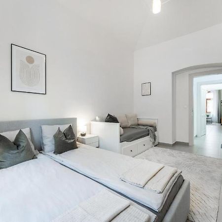 شقة Nice Apartman In New Town براغ المظهر الخارجي الصورة