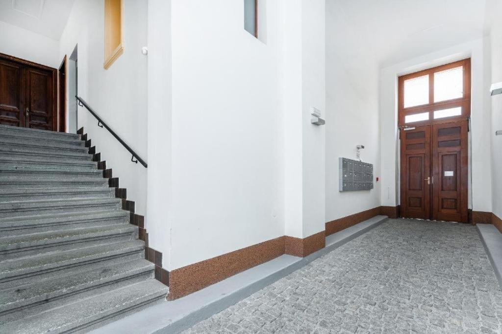 شقة Nice Apartman In New Town براغ المظهر الخارجي الصورة